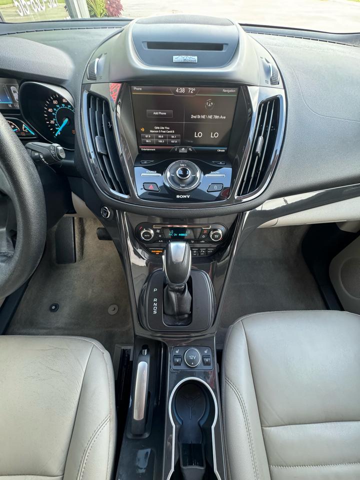 Ford Escape Titanium 4WD 2015