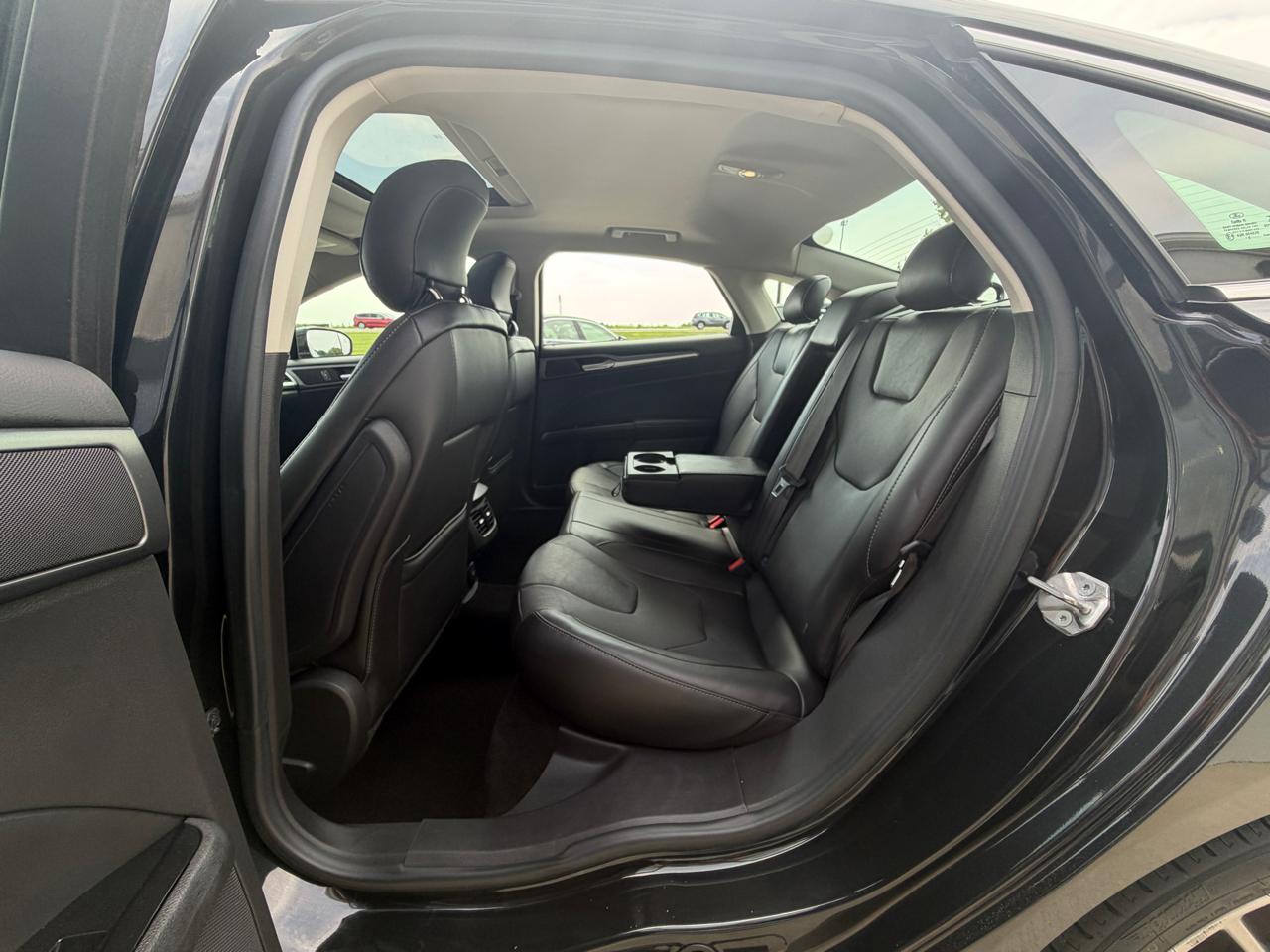 Ford Fusion Titanium AWD 2014