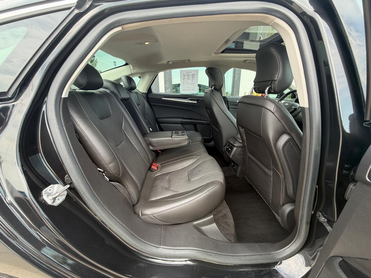 Ford Fusion Titanium AWD 2014