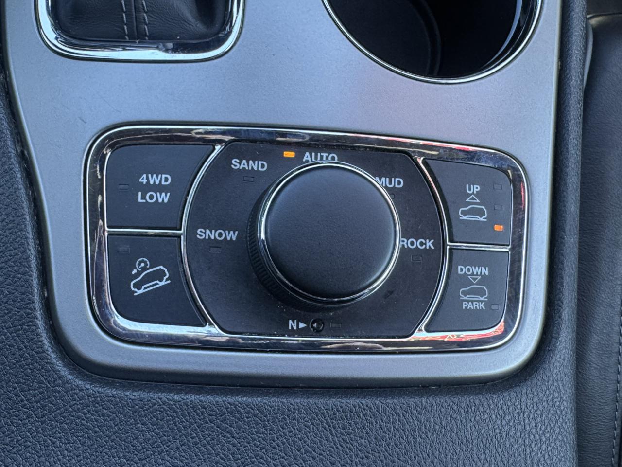 Jeep Grand Cherokee Overland 4WD 2020