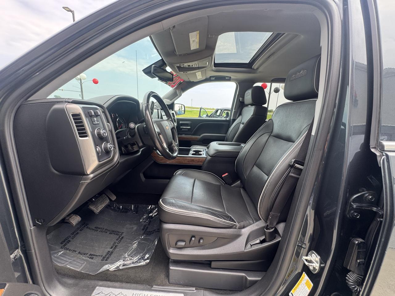 Chevrolet Silverado 1500 High Country Crew Cab Short Box 4WD 2018