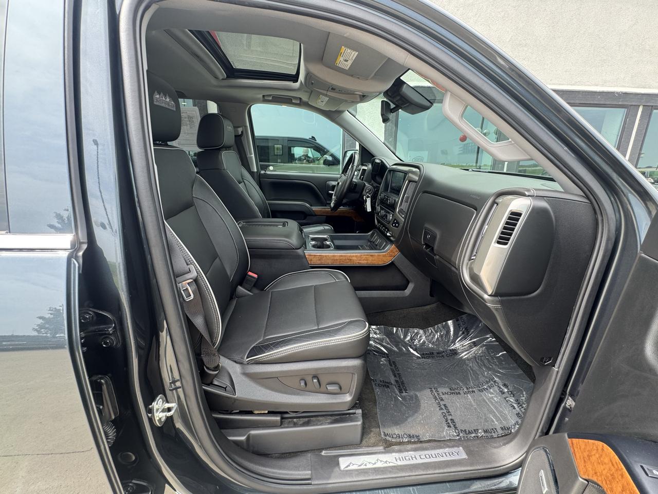 Chevrolet Silverado 1500 High Country Crew Cab Short Box 4WD 2018