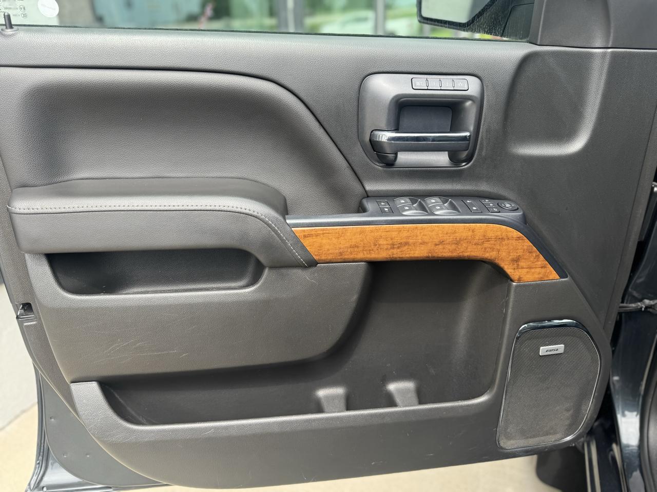 Chevrolet Silverado 1500 High Country Crew Cab Short Box 4WD 2018