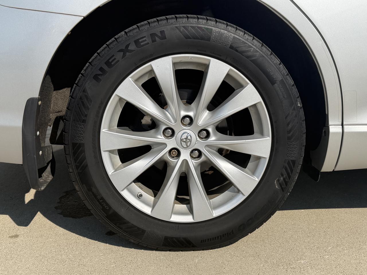 Toyota Venza  2014