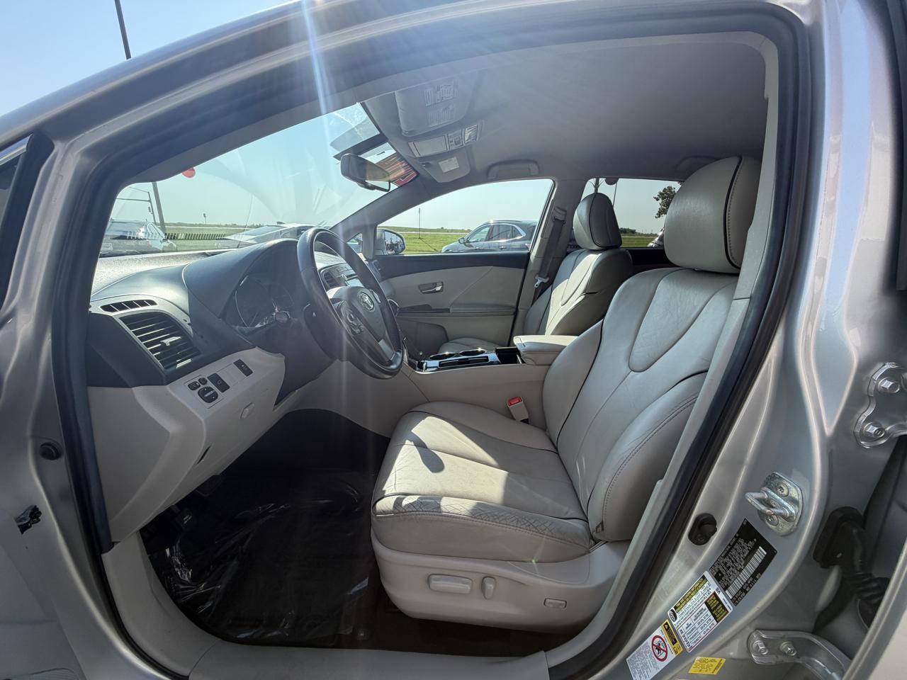 Toyota Venza  2014