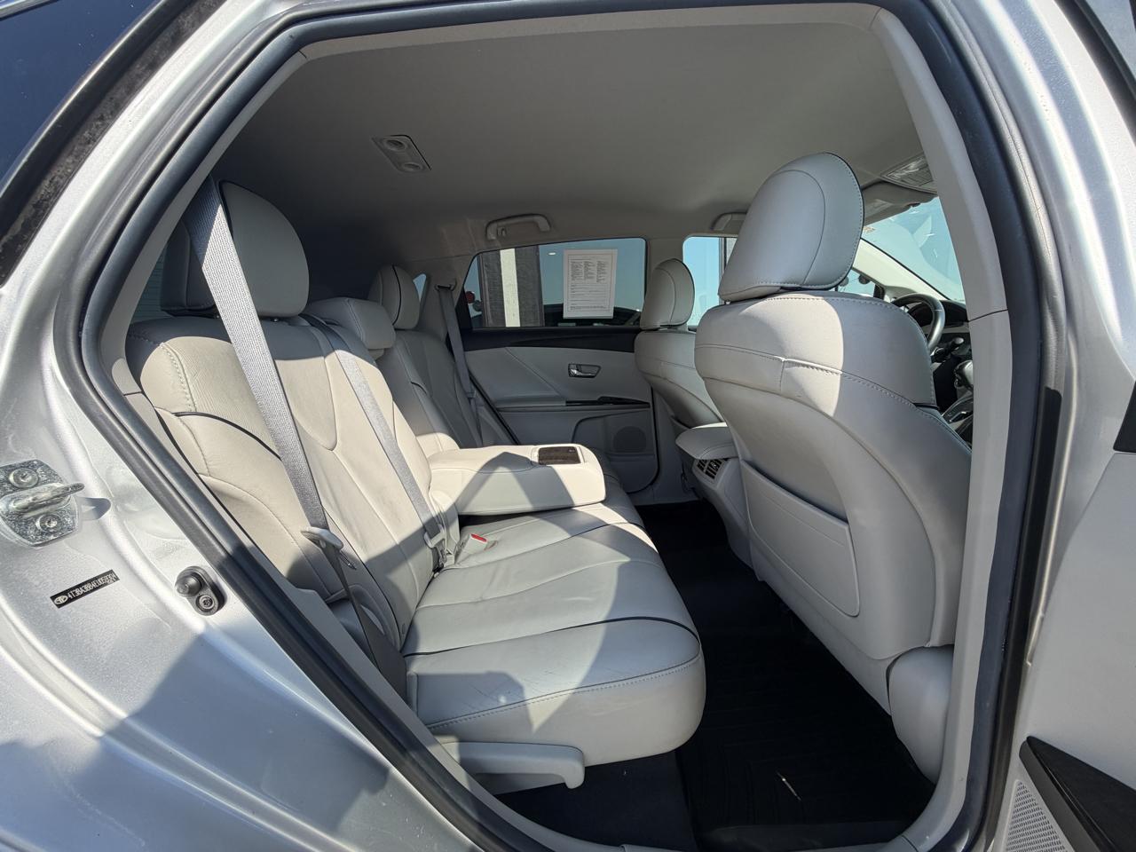 Toyota Venza  2014
