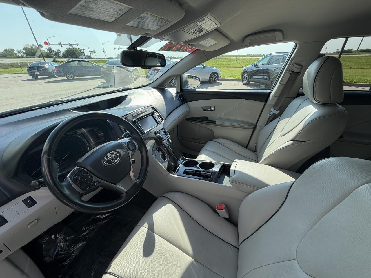 Toyota Venza  2014