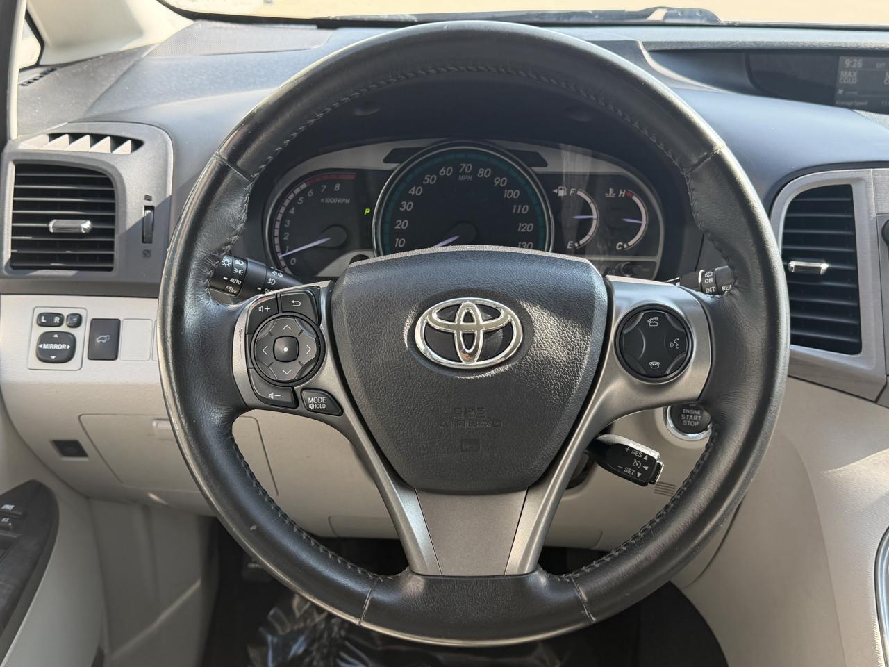 Toyota Venza  2014