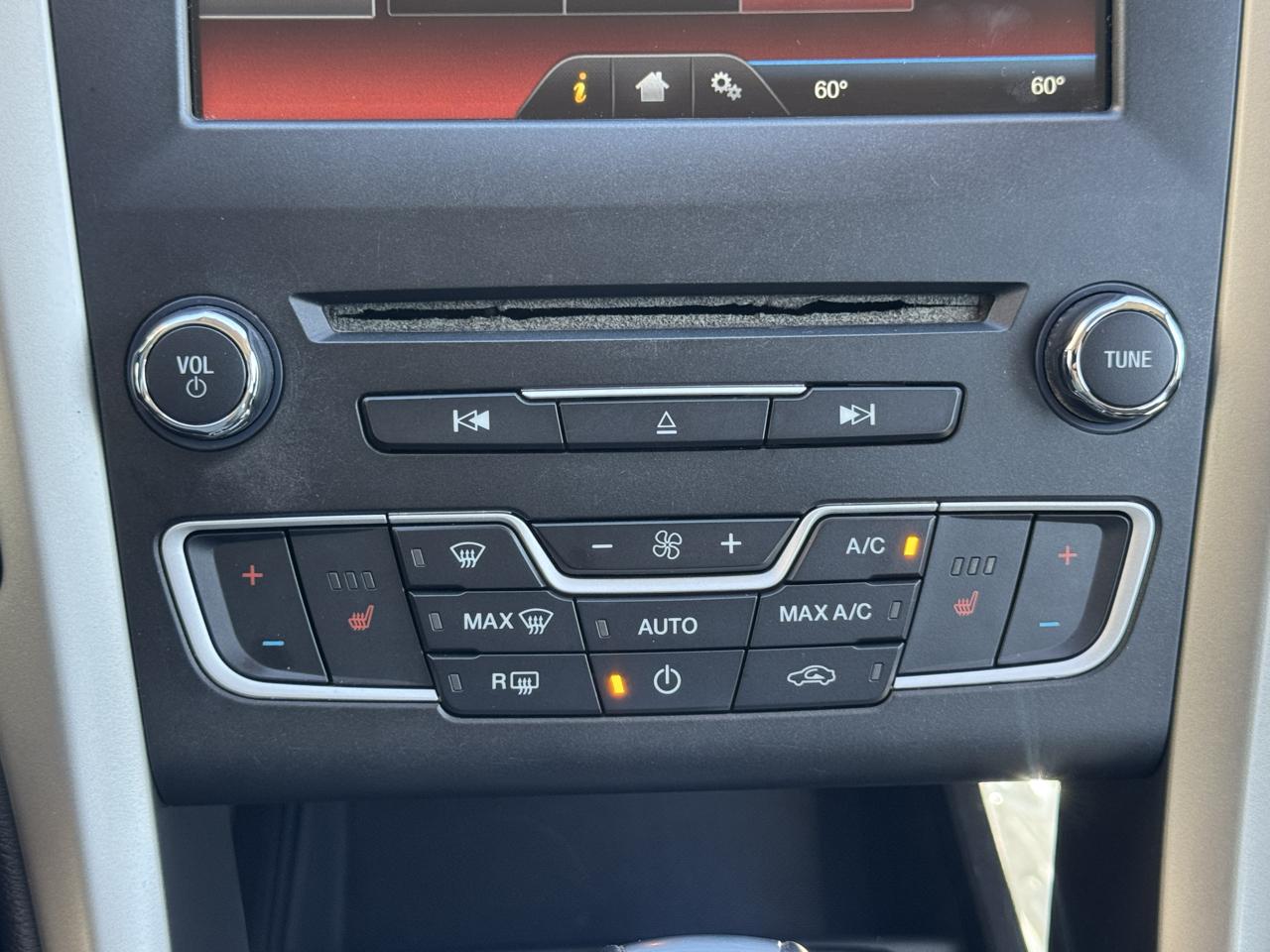 Ford Fusion SE AWD 2016
