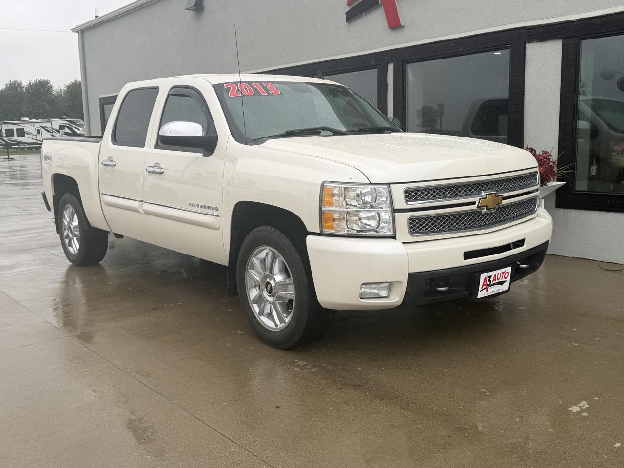Chevrolet Silverado 1500 LTZ Crew Cab 4WD 2013