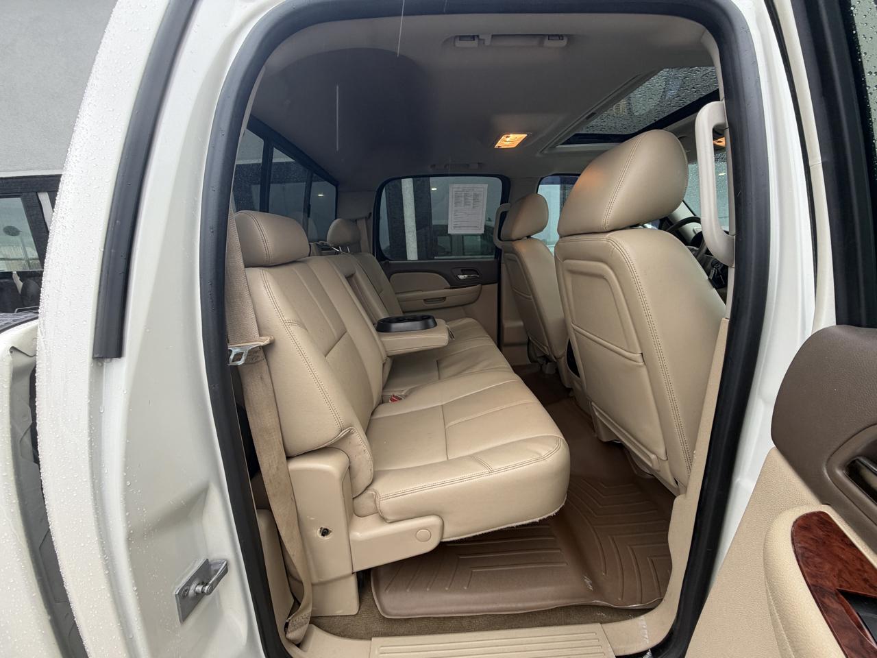 Chevrolet Silverado 1500 LTZ Crew Cab 4WD 2013