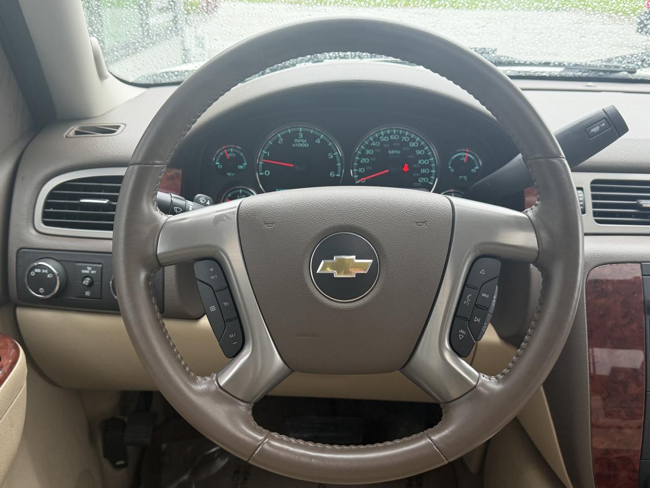 Chevrolet Silverado 1500 LTZ Crew Cab 4WD 2013