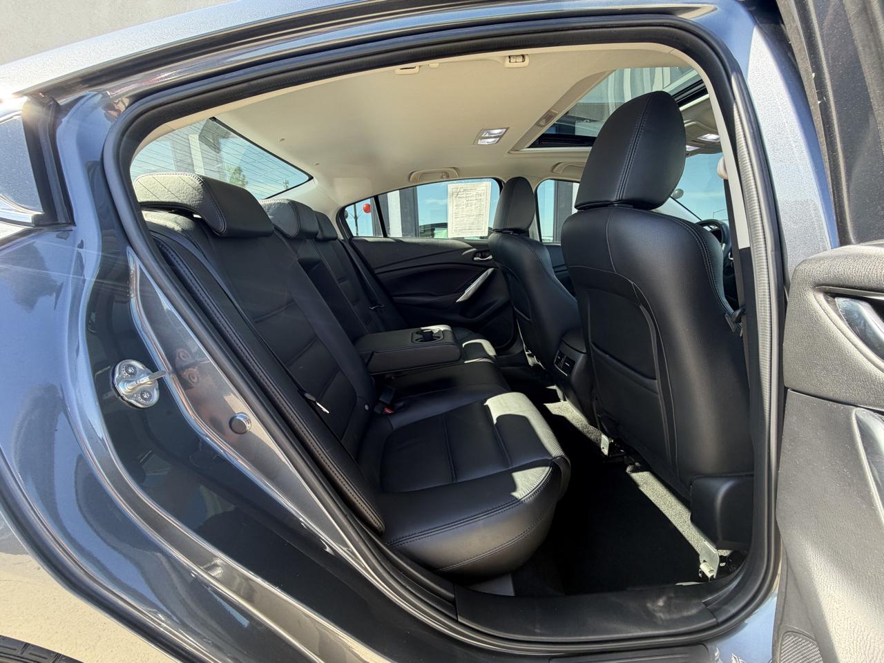 Mazda MAZDA6 i Grand Touring 2016