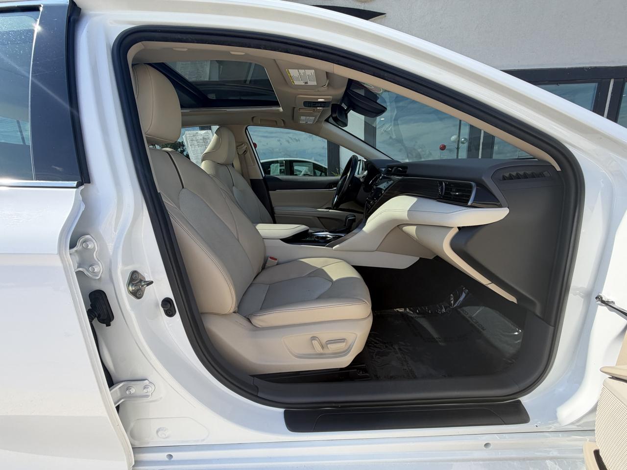 Toyota Camry XLE 2020