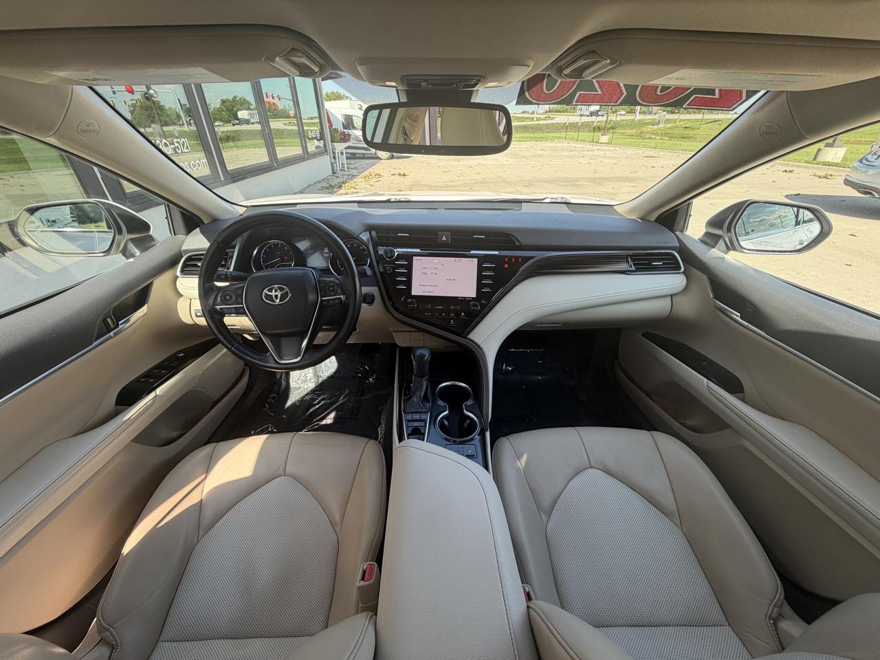 Toyota Camry XLE 2020
