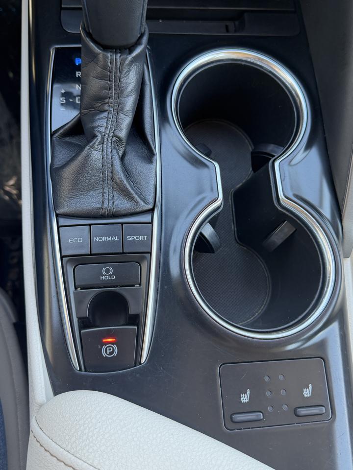 Toyota Camry XLE 2020