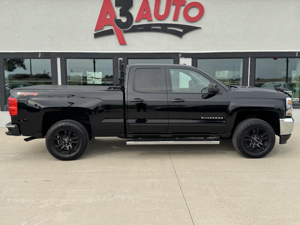 Chevrolet Silverado 1500 LT Double Cab 4WD 2017