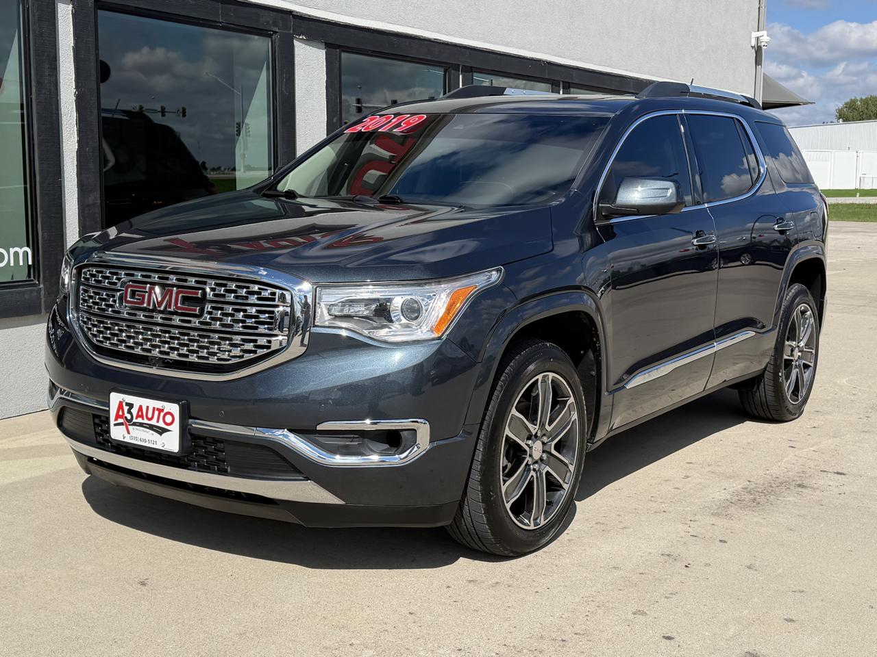 GMC Acadia Denali AWD 2019