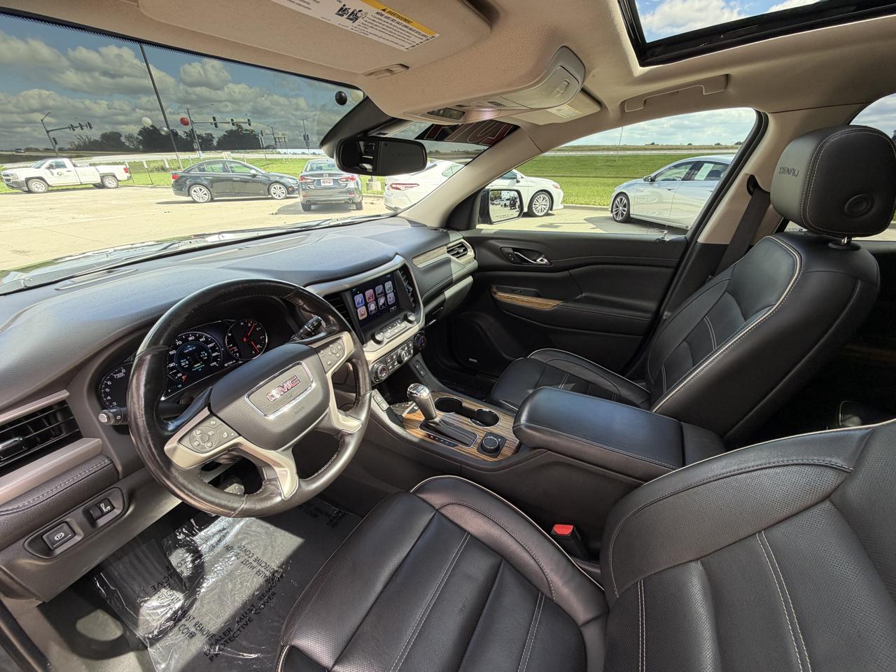 GMC Acadia Denali AWD 2019