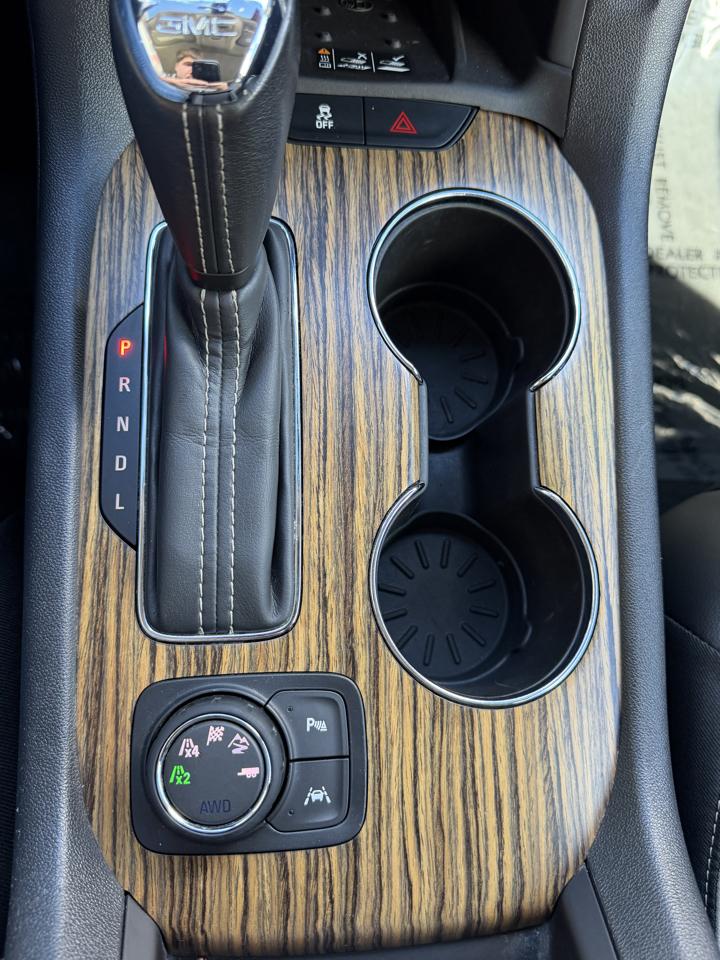 GMC Acadia Denali AWD 2019