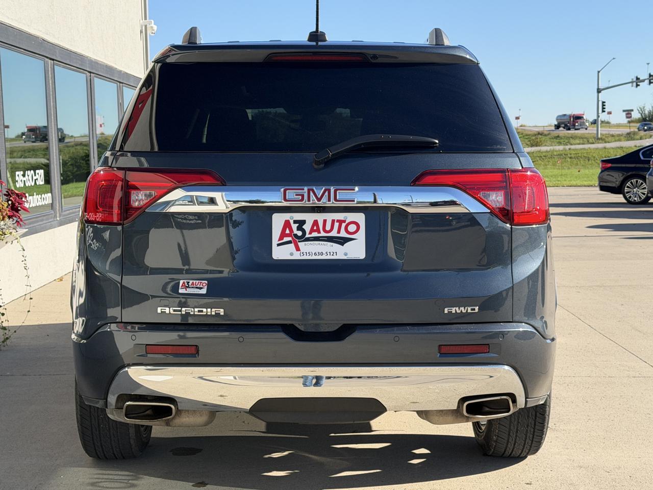 GMC Acadia Denali AWD 2019