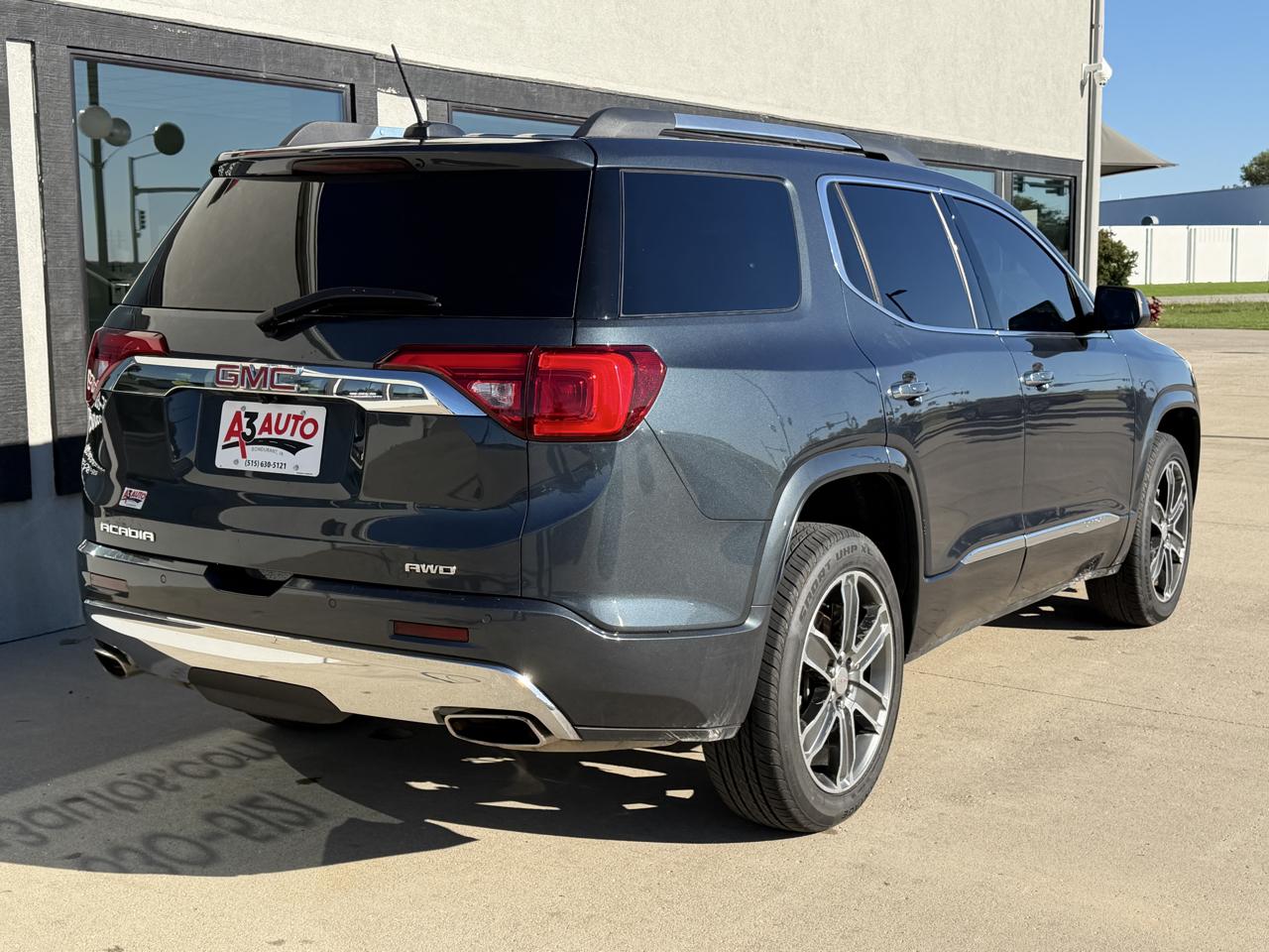 GMC Acadia Denali AWD 2019