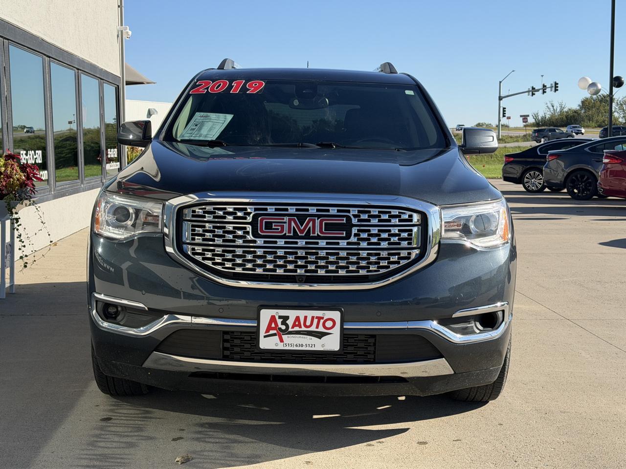 GMC Acadia Denali AWD 2019