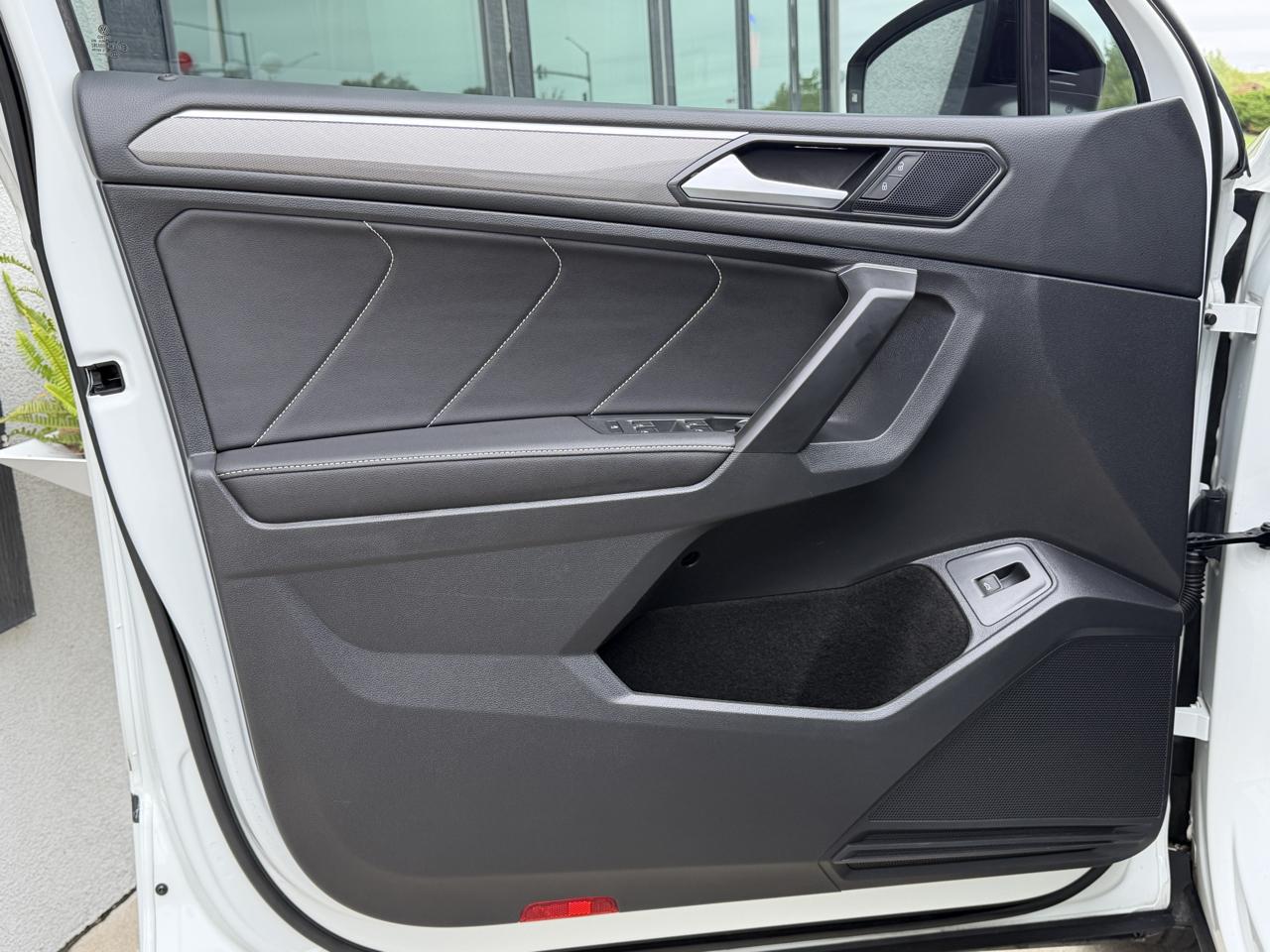 Volkswagen Tiguan SE R-Line Black 4MOTION 2022