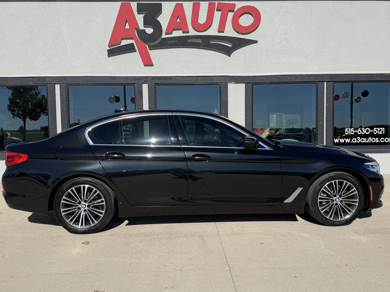 BMW 5-Series 530i xDrive 2019