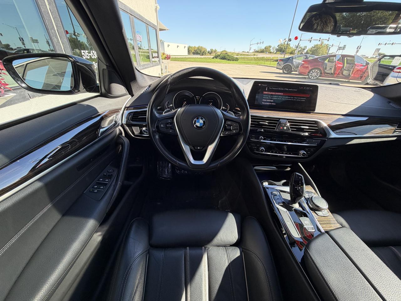 BMW 5-Series 530i xDrive 2019