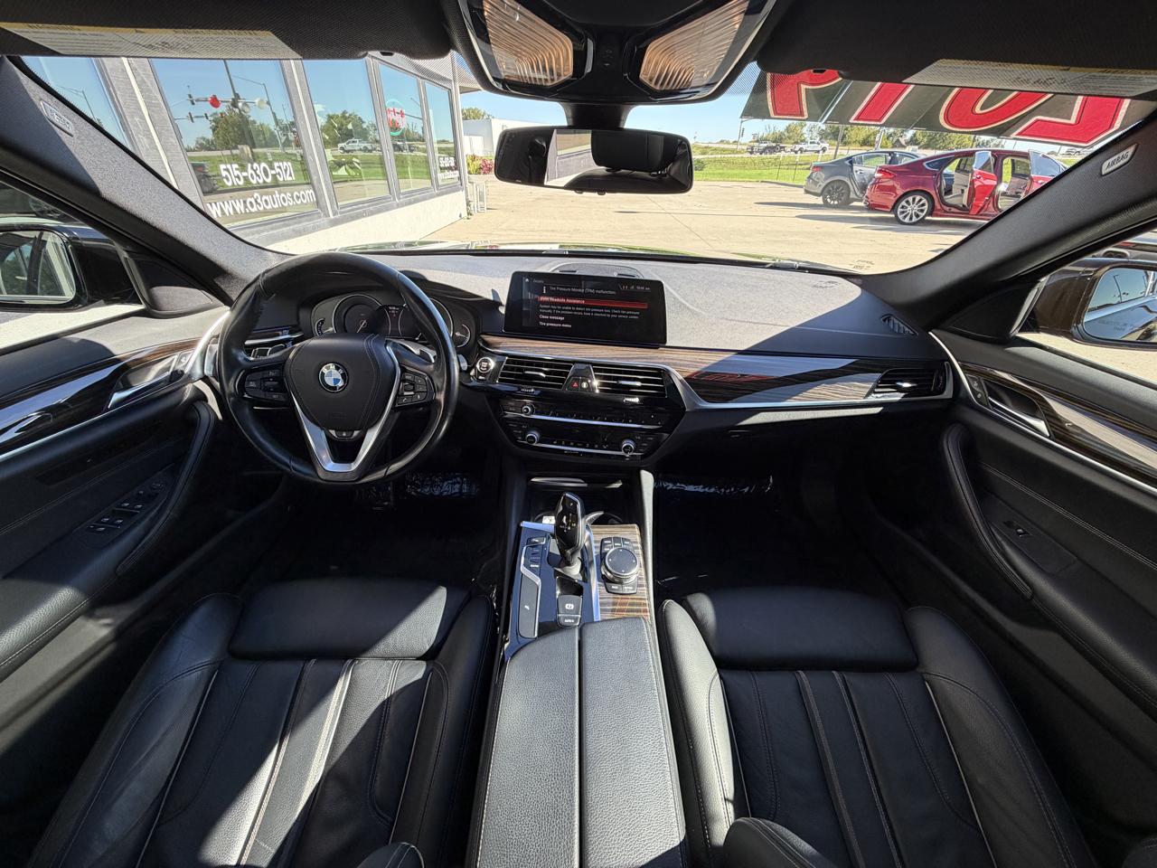 BMW 5-Series 530i xDrive 2019