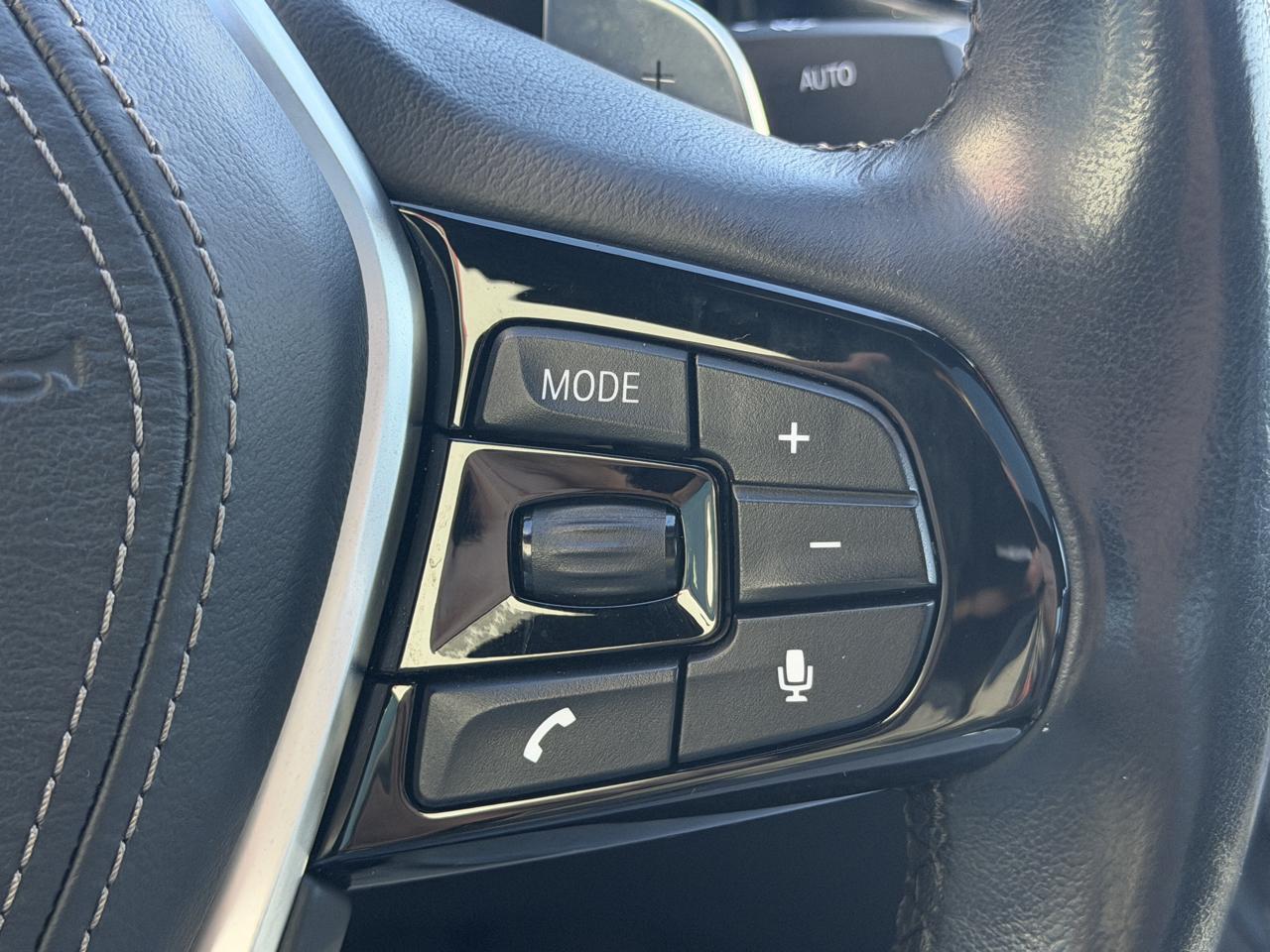 BMW 5-Series 530i xDrive 2019