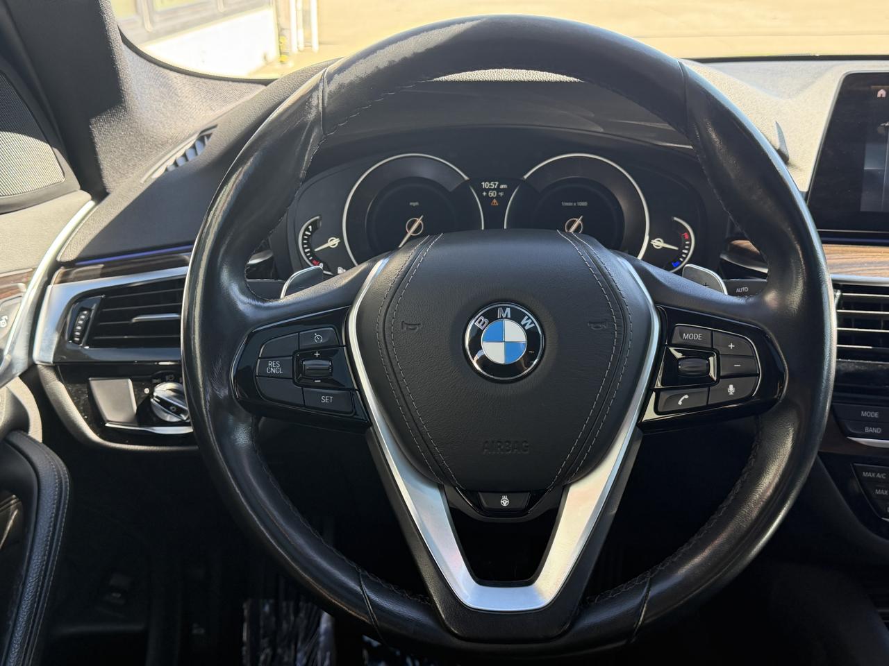 BMW 5-Series 530i xDrive 2019