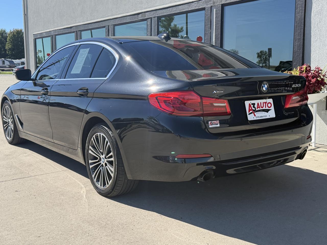 BMW 5-Series 530i xDrive 2019