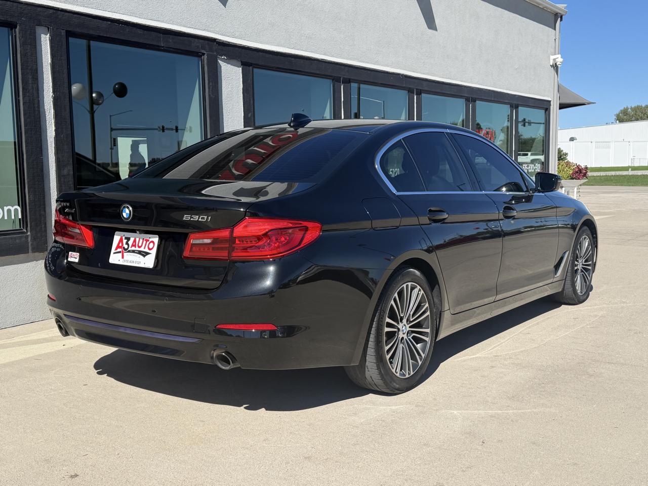 BMW 5-Series 530i xDrive 2019