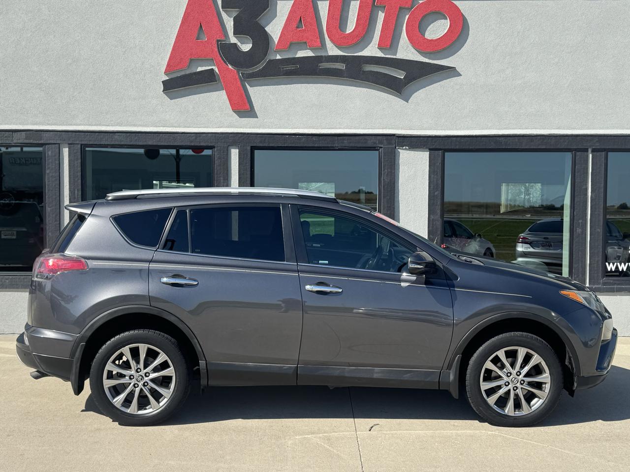 Toyota RAV4 Limited AWD 2016