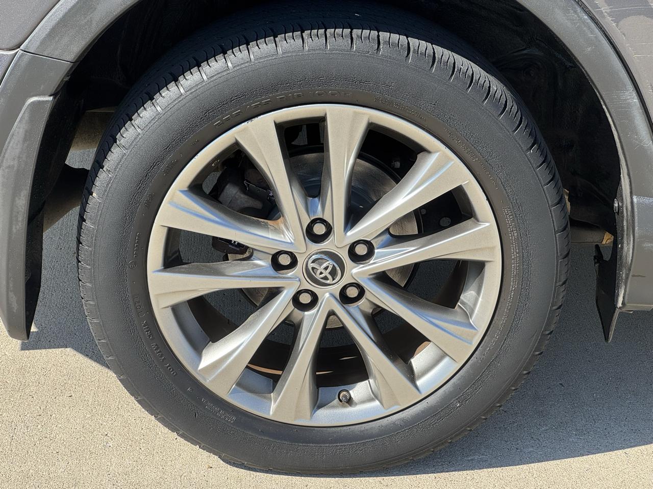 Toyota RAV4 Limited AWD 2016