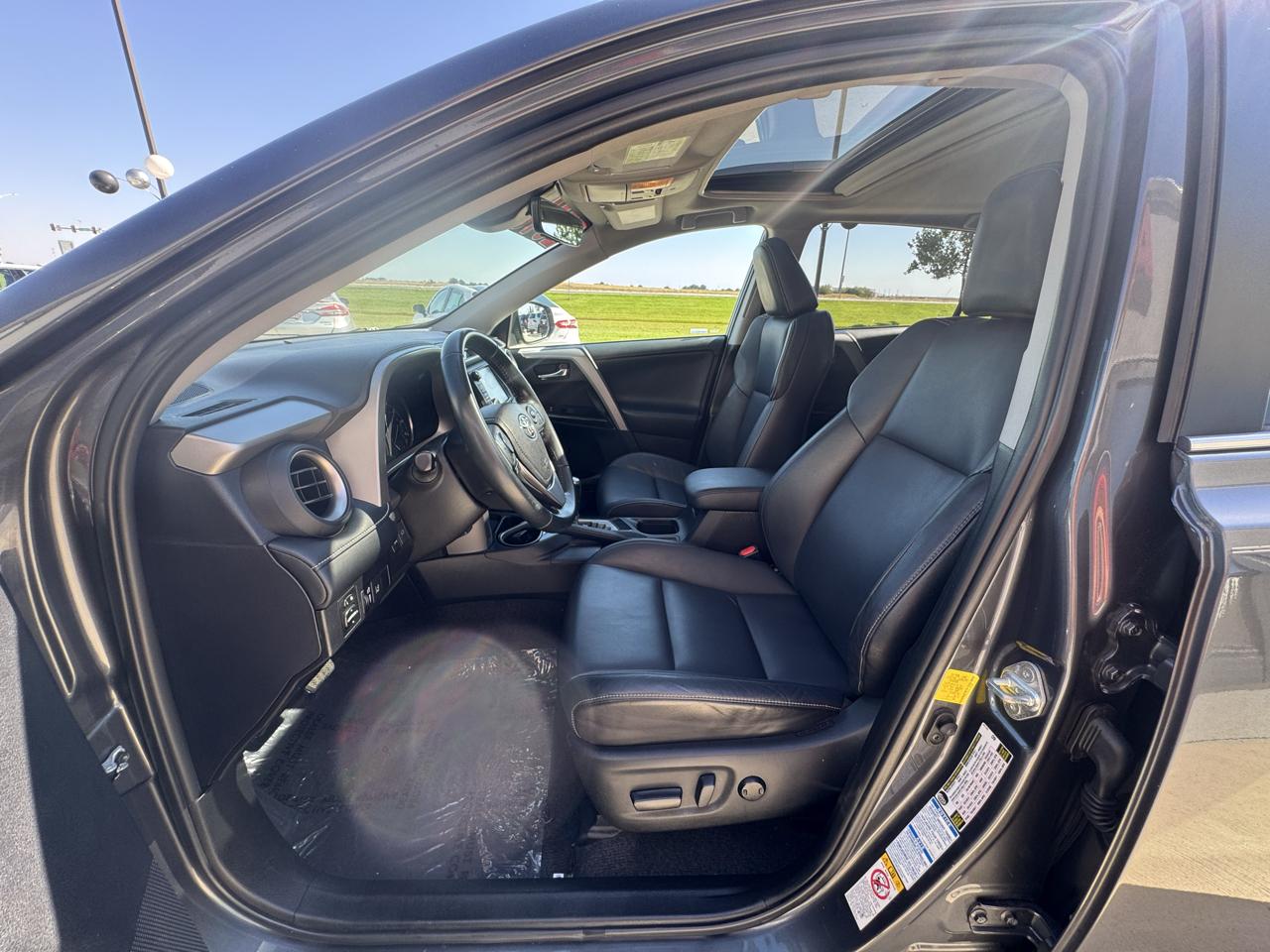 Toyota RAV4 Limited AWD 2016