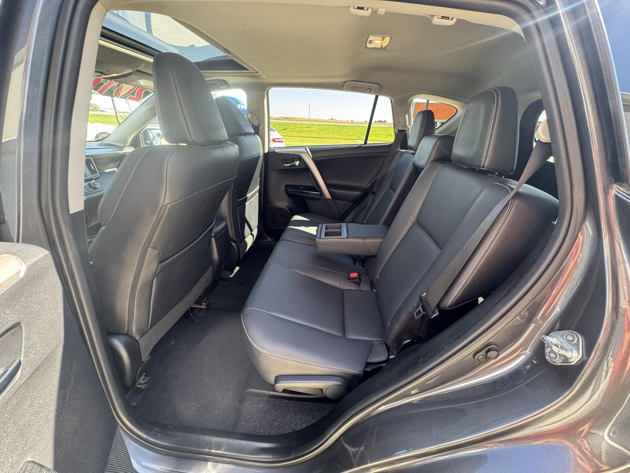 Toyota RAV4 Limited AWD 2016