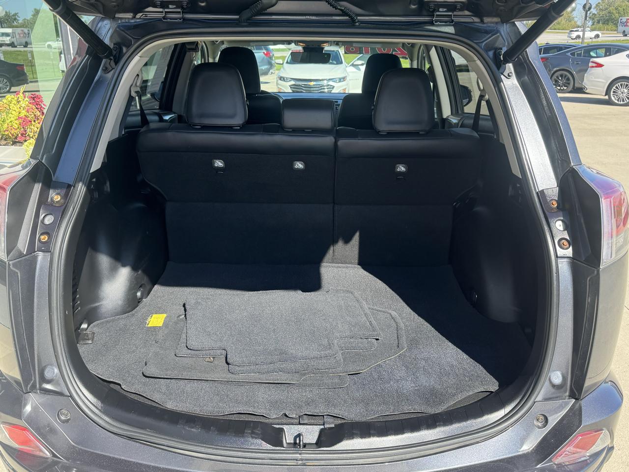 Toyota RAV4 Limited AWD 2016