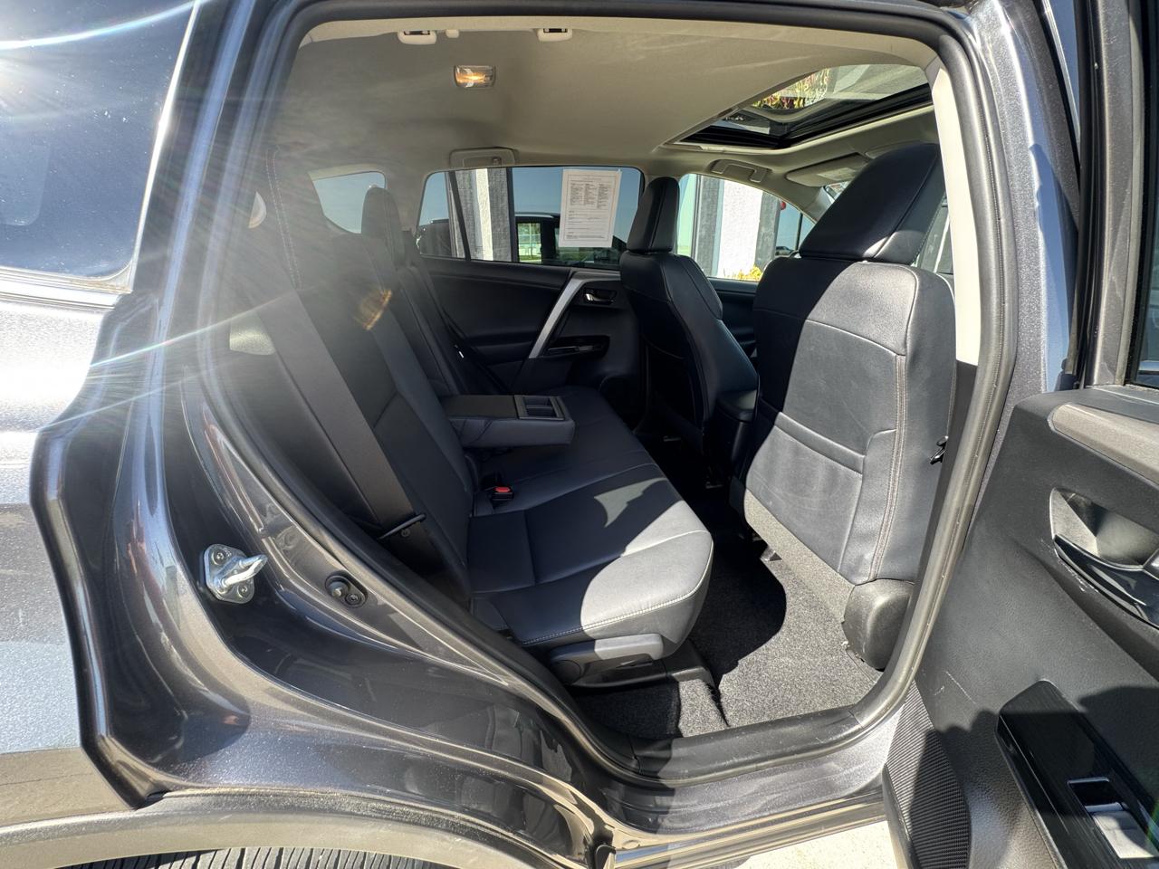 Toyota RAV4 Limited AWD 2016