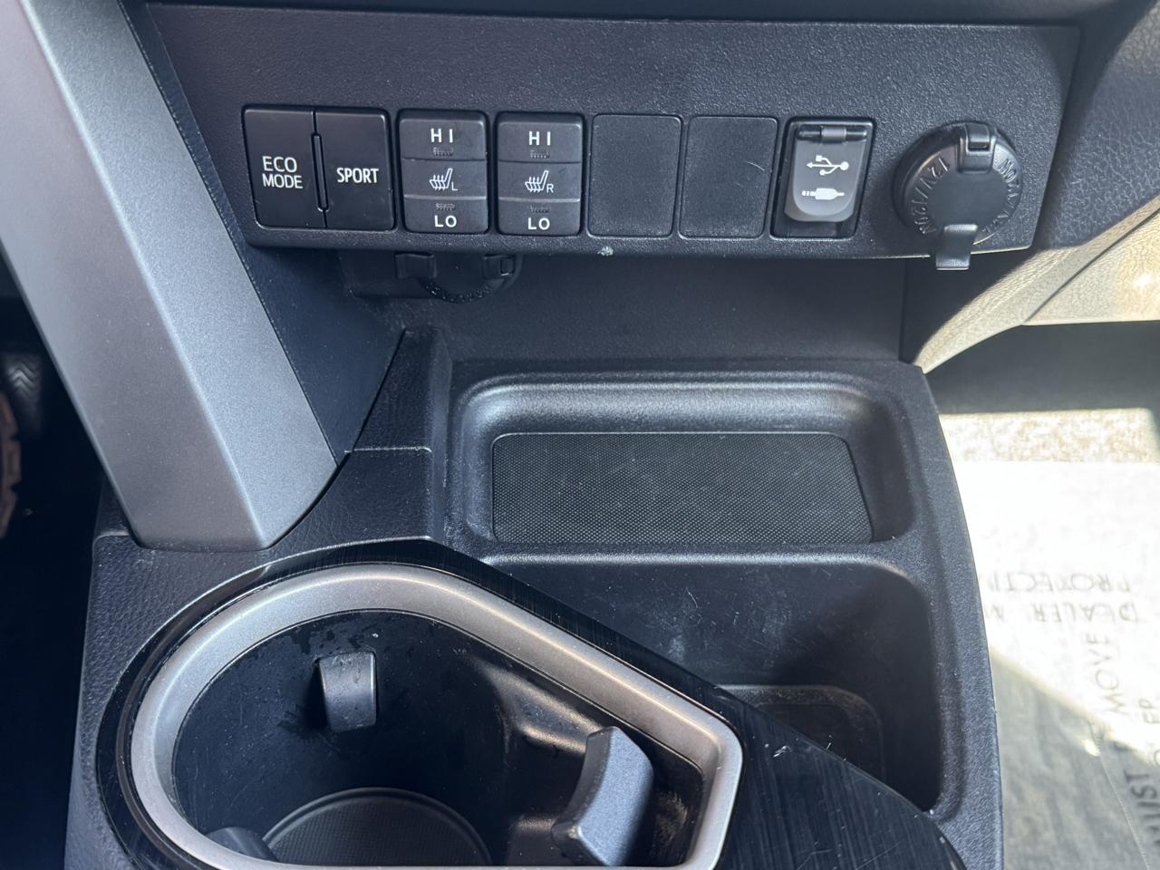 Toyota RAV4 Limited AWD 2016