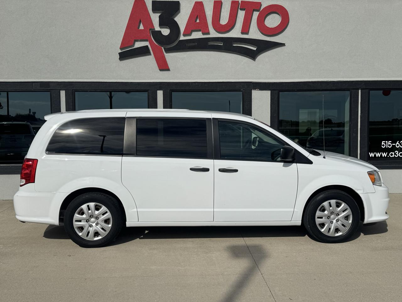 Dodge Grand Caravan SE 2020