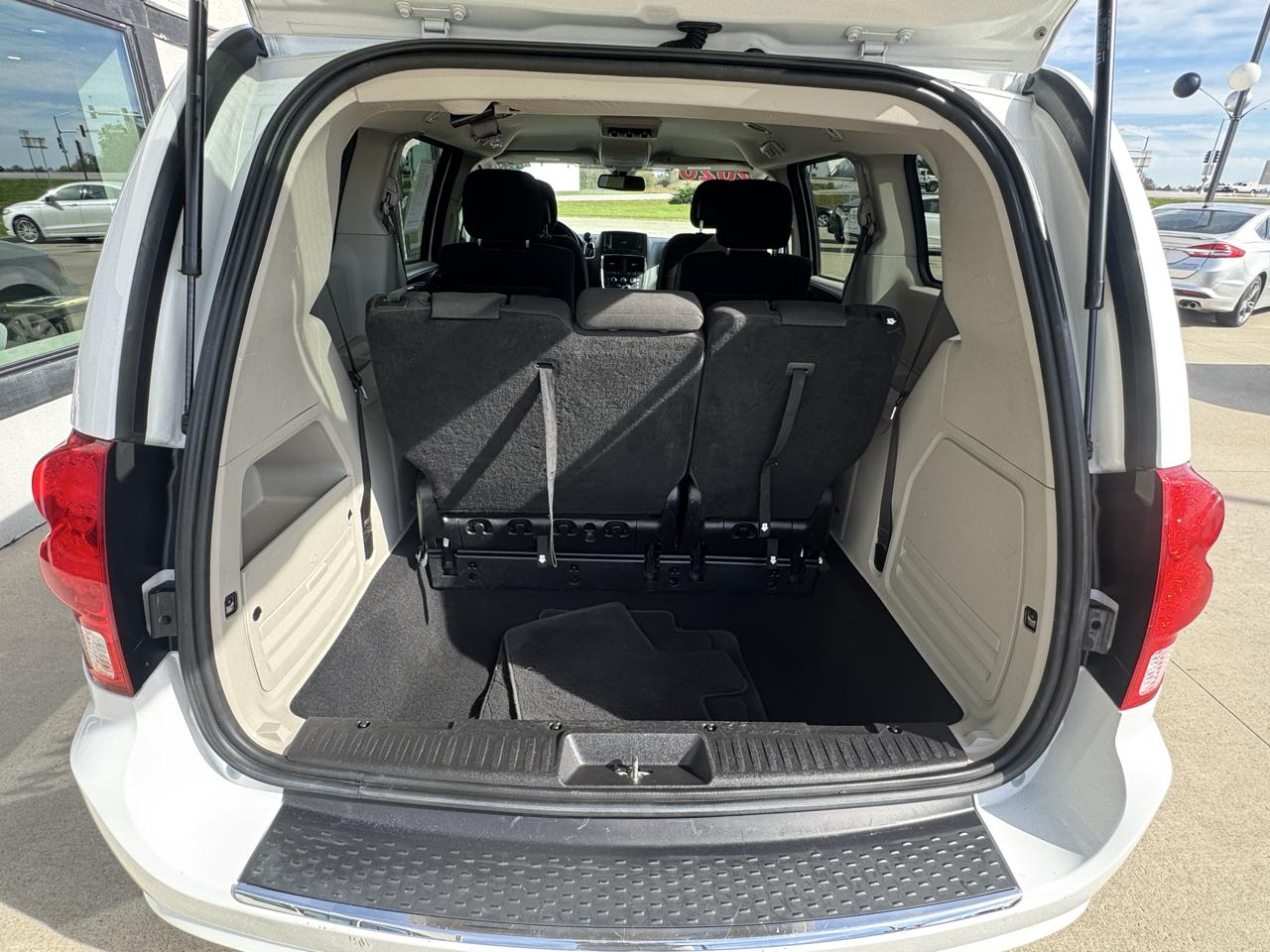 Dodge Grand Caravan SE 2020