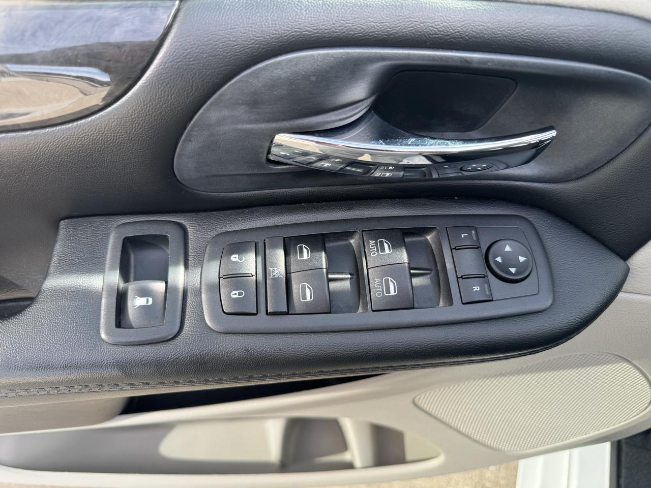Dodge Grand Caravan SE 2020