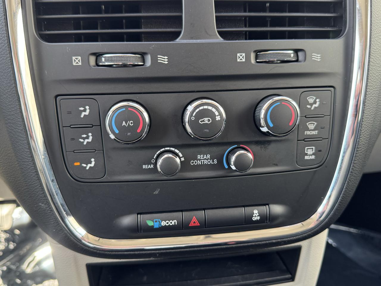 Dodge Grand Caravan SE 2020