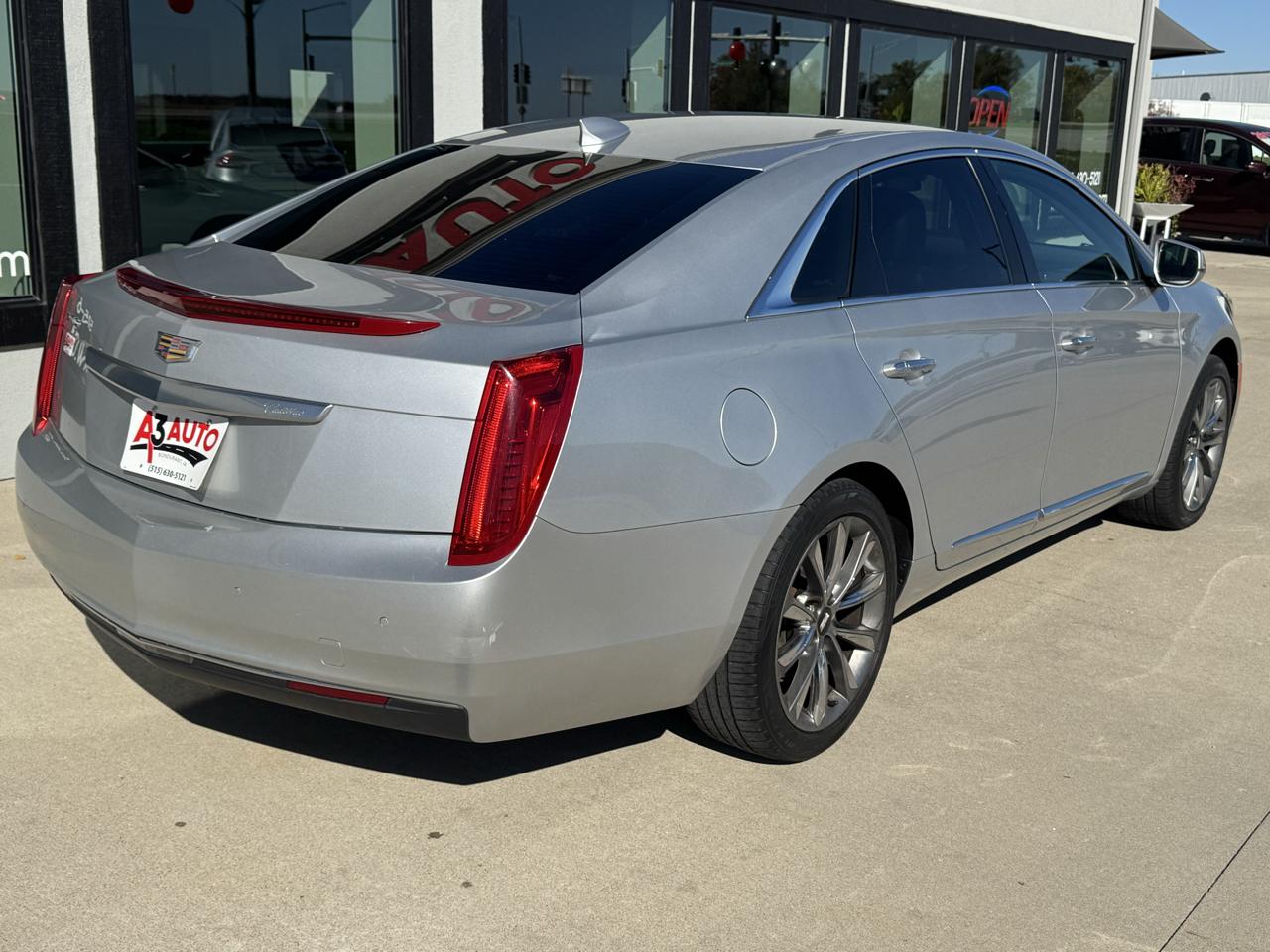 Cadillac XTS  2016