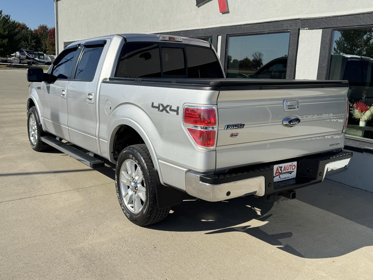 Ford F-150 Lariat 4WD SuperCrew 5.5' Box 2011