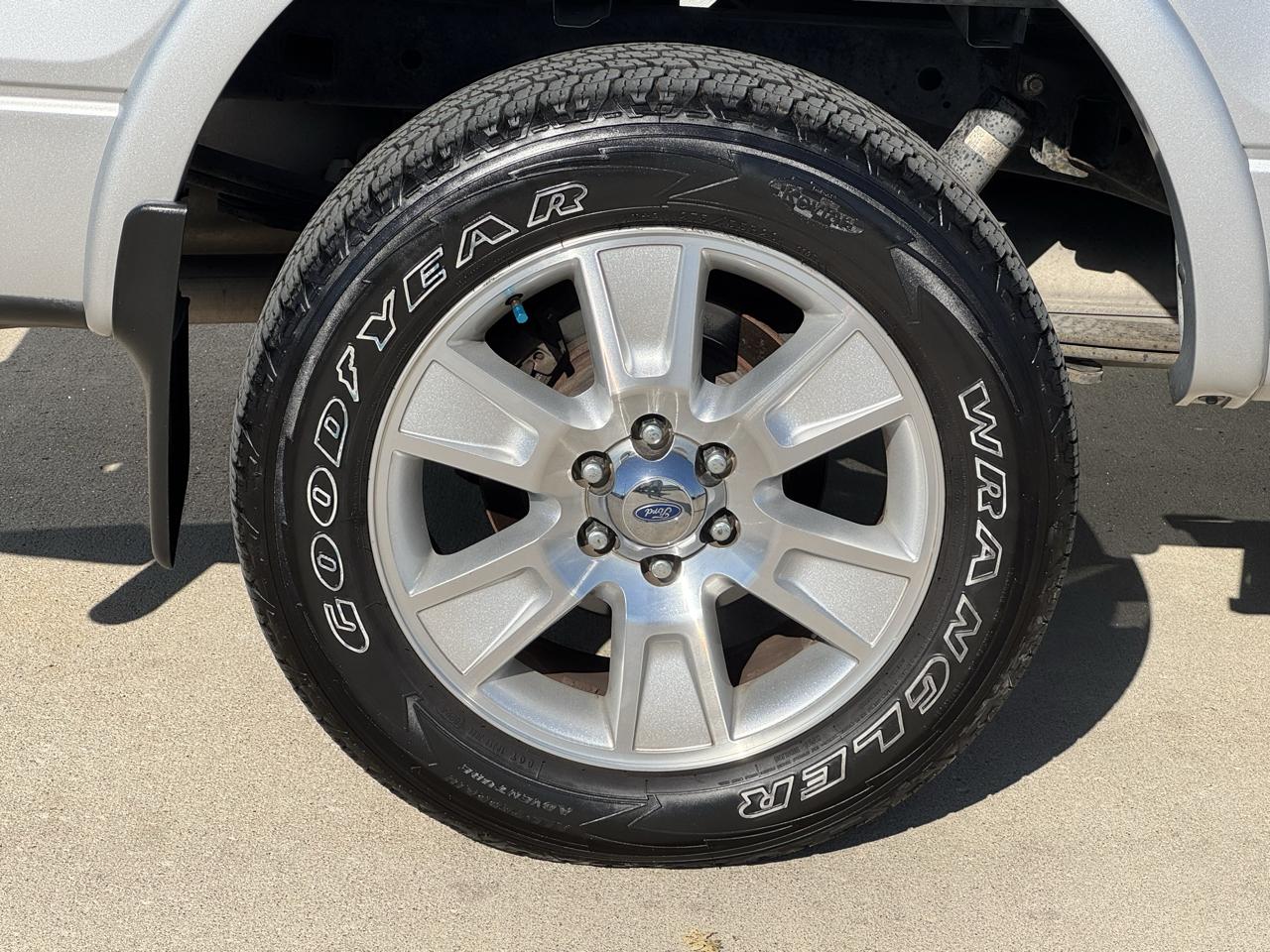Ford F-150 Lariat 4WD SuperCrew 5.5' Box 2011