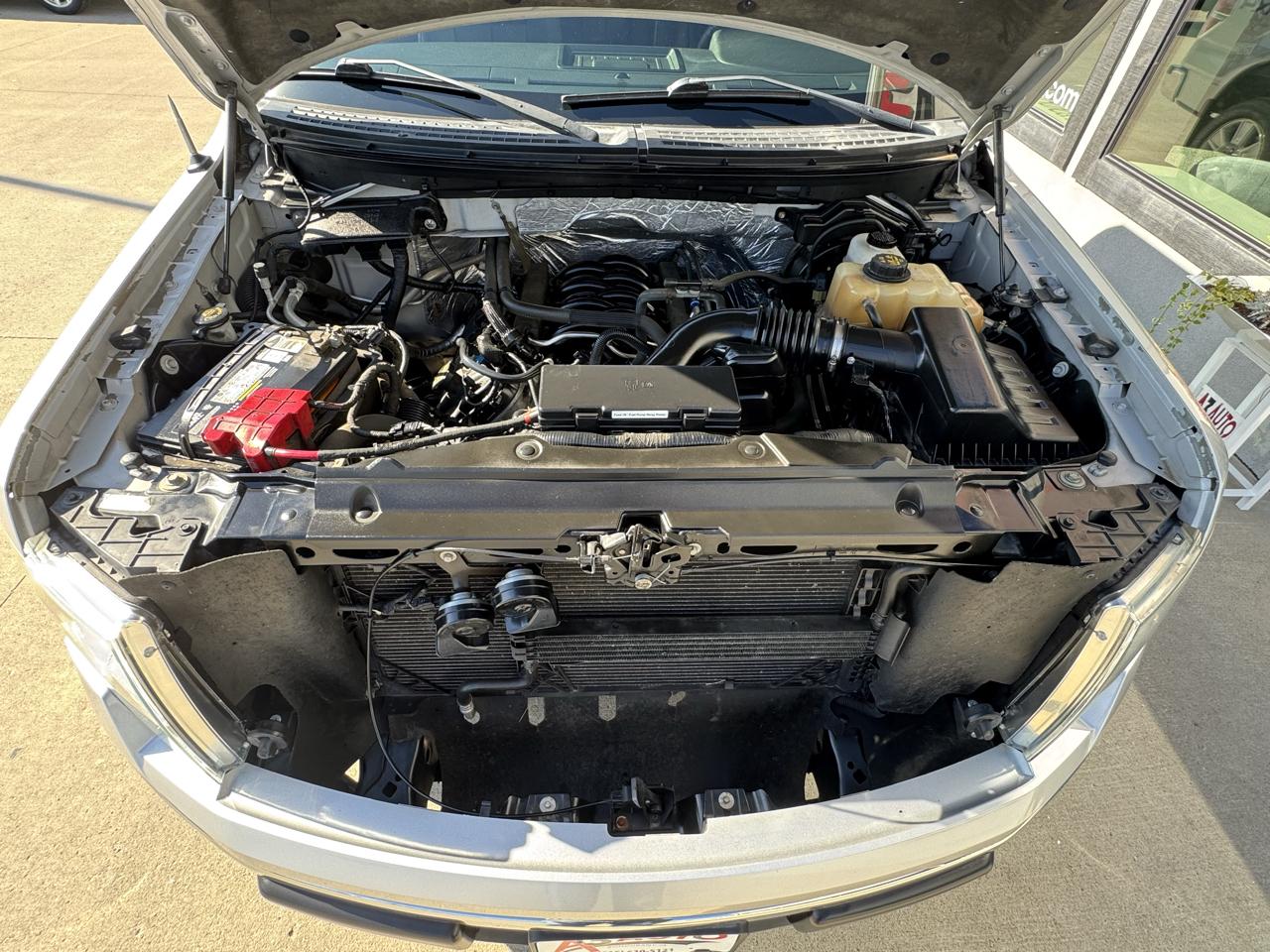 Ford F-150 Lariat 4WD SuperCrew 5.5' Box 2011